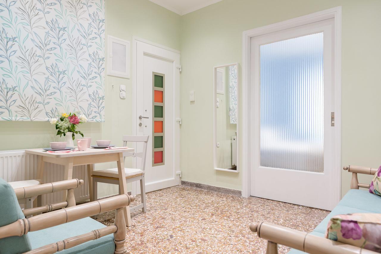 Grandma'S Chic & Bright Athenian Home With A Patio Dış mekan fotoğraf